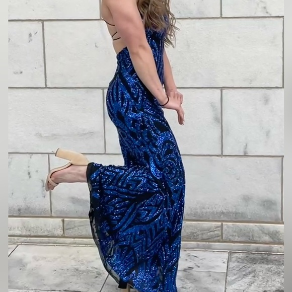 Prom Dress - Picture 2 of 4